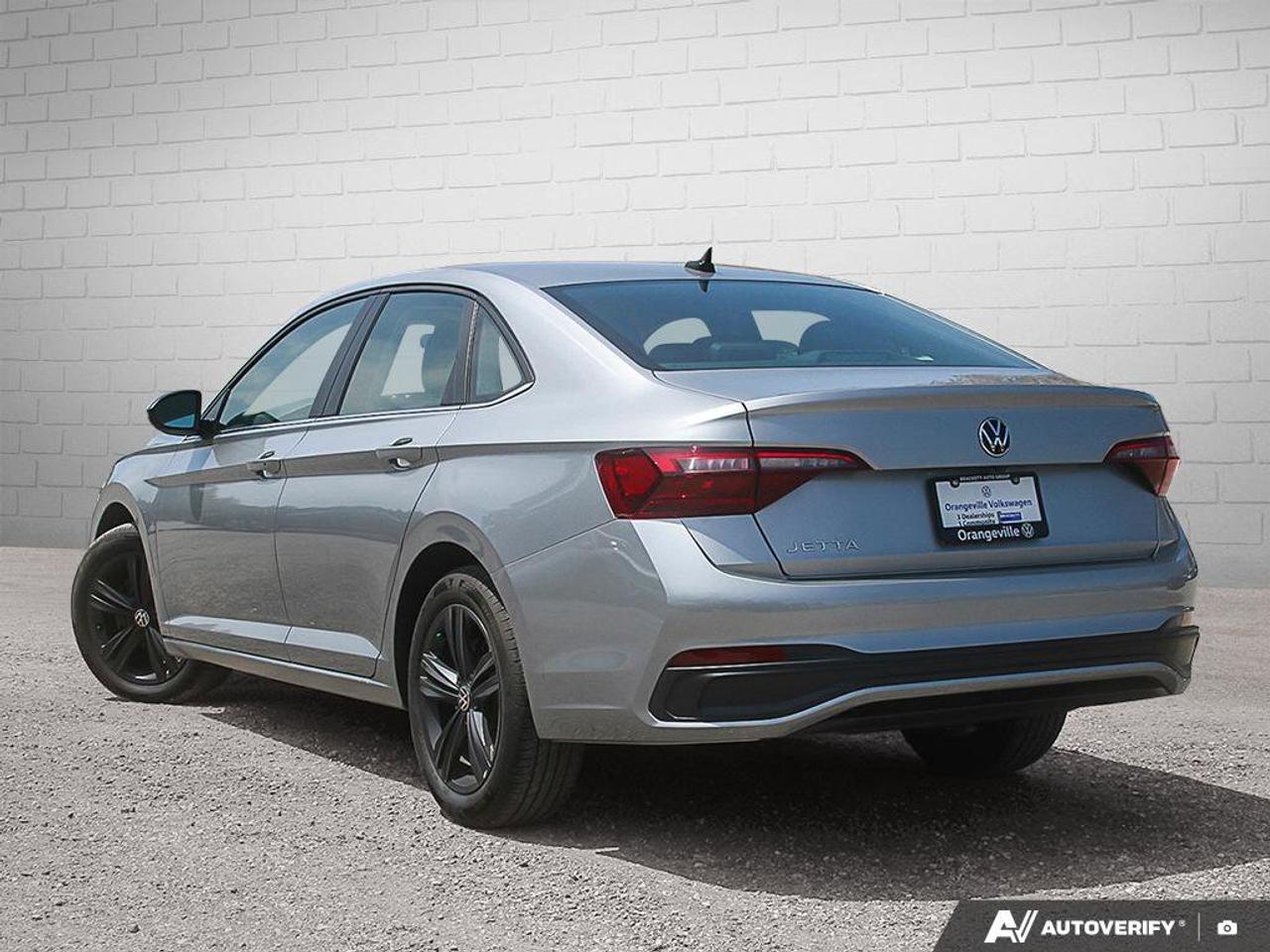 2024 Volkswagen Jetta Comfortline AUTO Photo