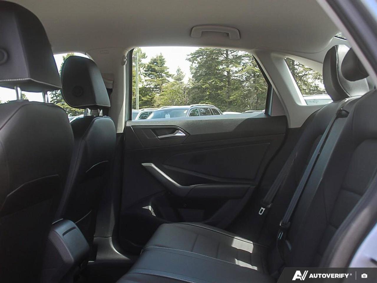 2024 Volkswagen Jetta Comfortline AUTO Photo