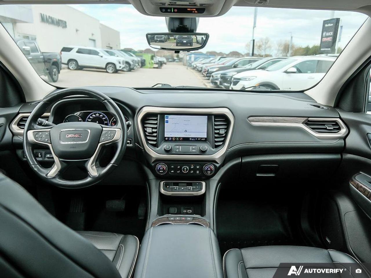 2021 GMC Acadia DenaliDENALI, 3.6L V6, AWD, ALLOYS, LEATHER, MACMA Photo