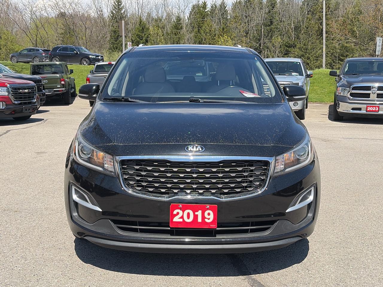 2019 Kia Sedona LX, 8 PASSENGER, HEATED STEERING WHEEL & SEATS! Photo