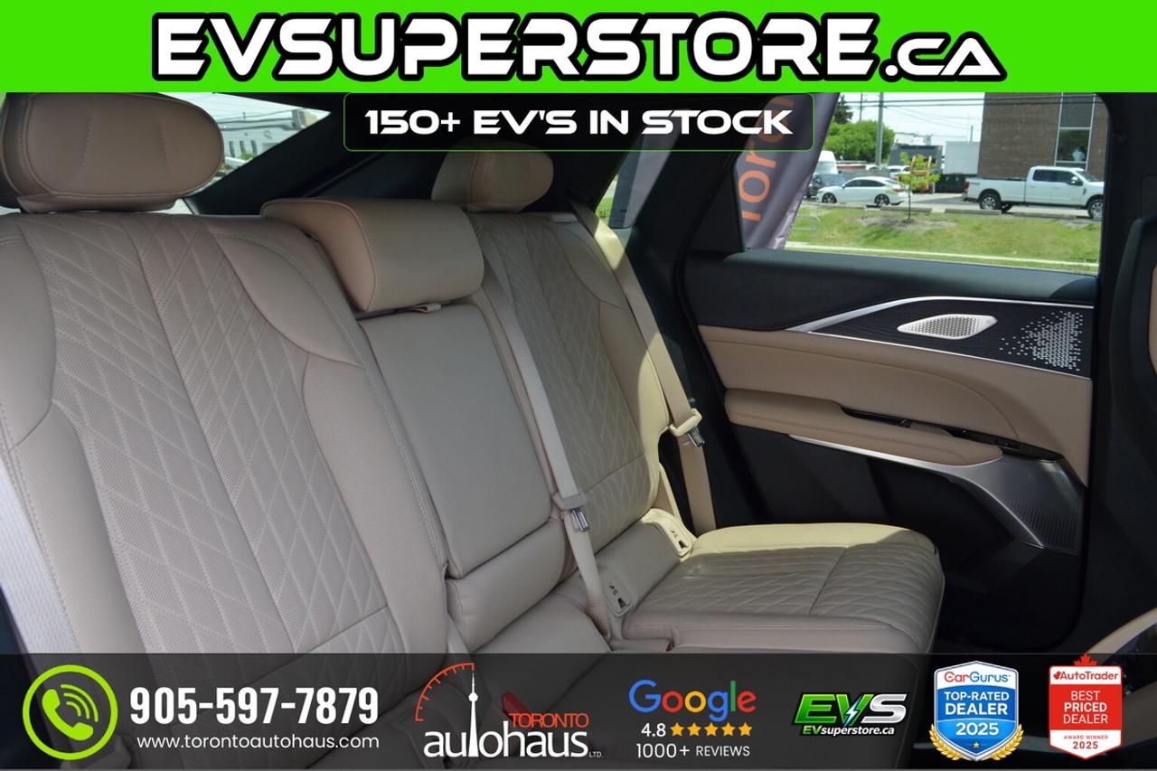 2024 Cadillac LYRIQ LUXURY 3 I 600E4 AWD Photo