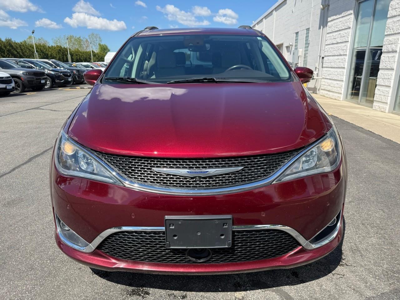 2019 Chrysler Pacifica Touring Plus Passenger Van Photo