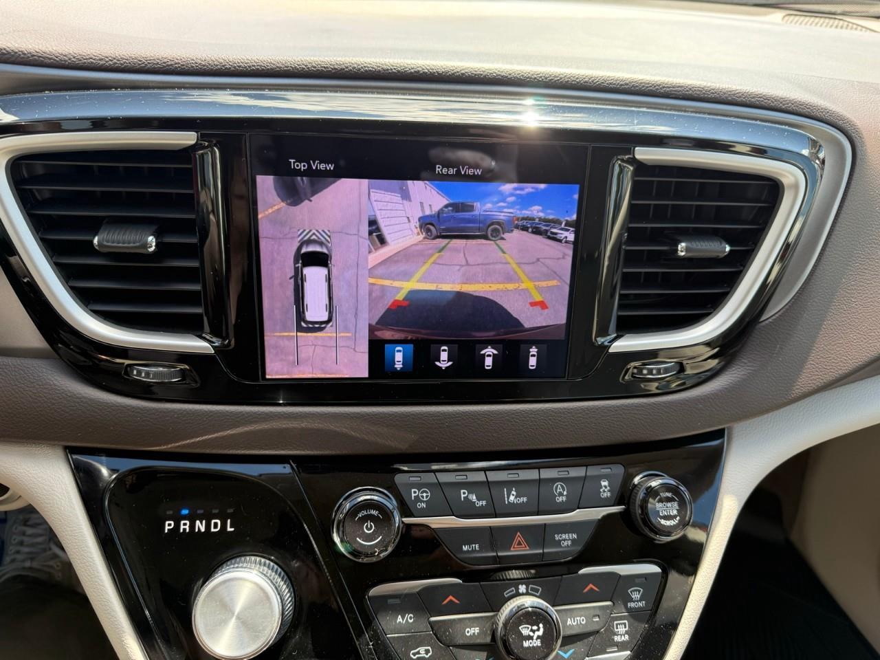 2019 Chrysler Pacifica Touring Plus Passenger Van Photo