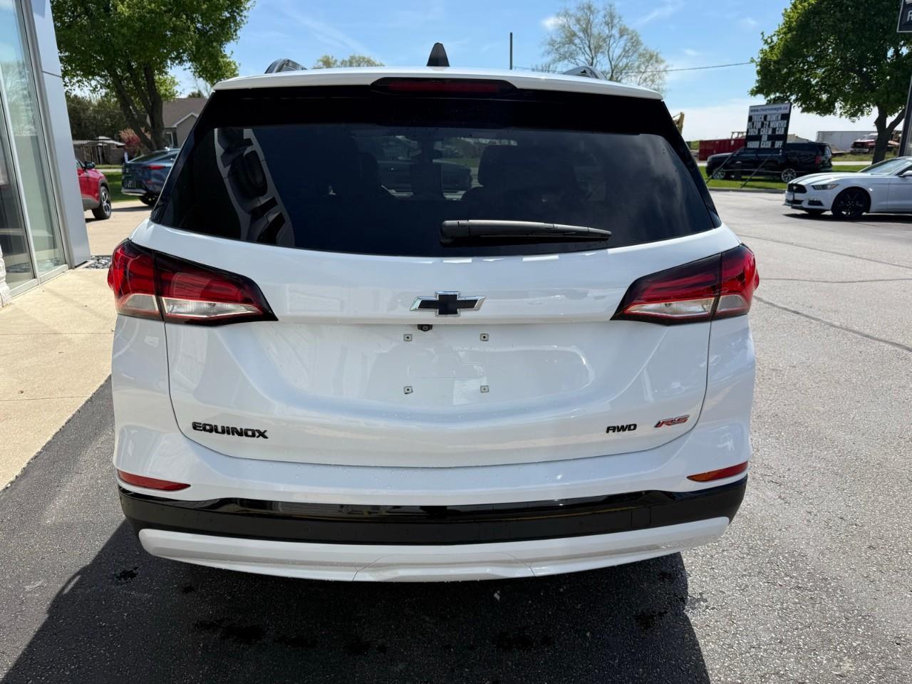 2024 Chevrolet Equinox RS 4dr All-Wheel Drive Photo