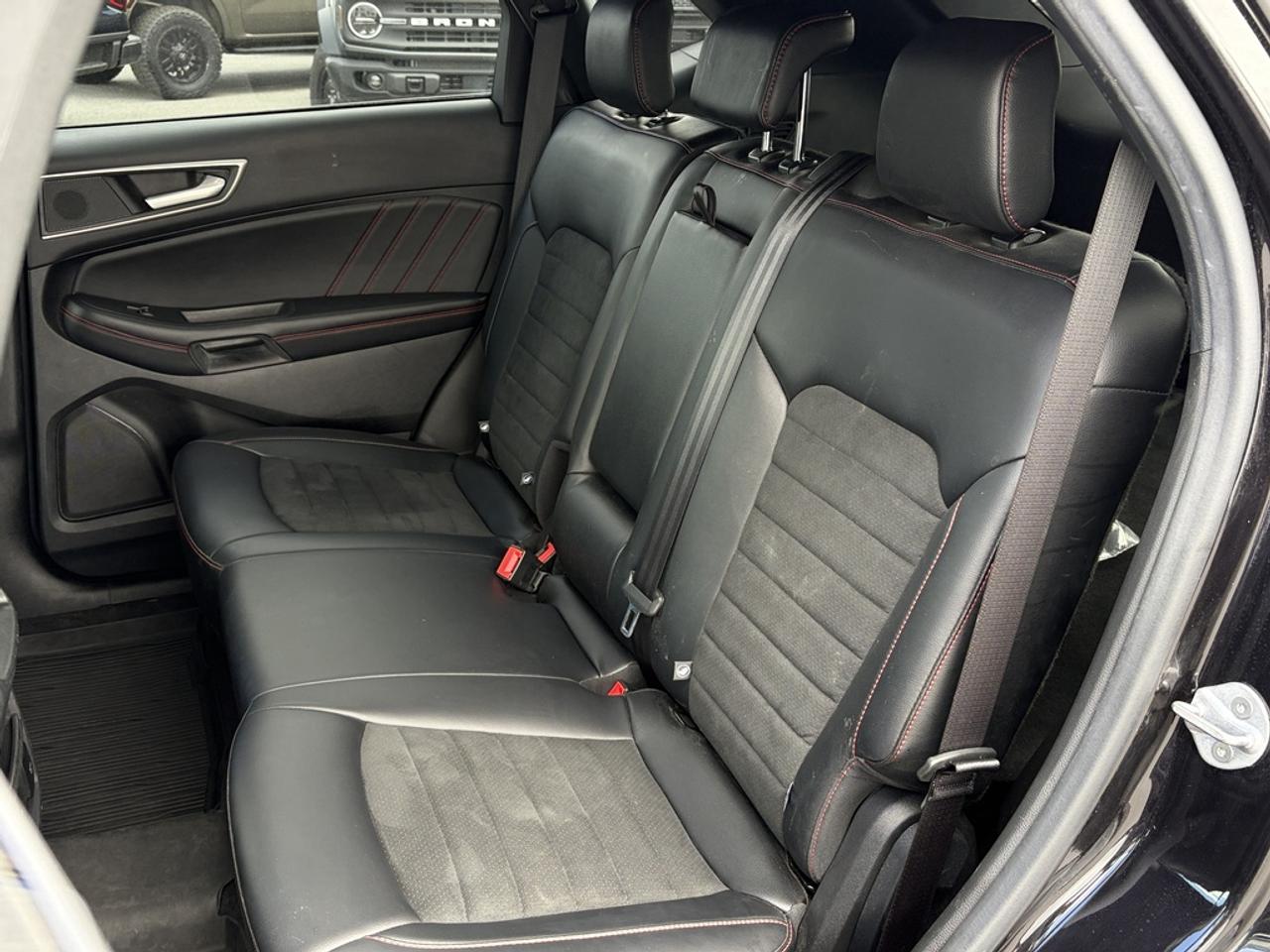 2023 Ford Edge  Photo