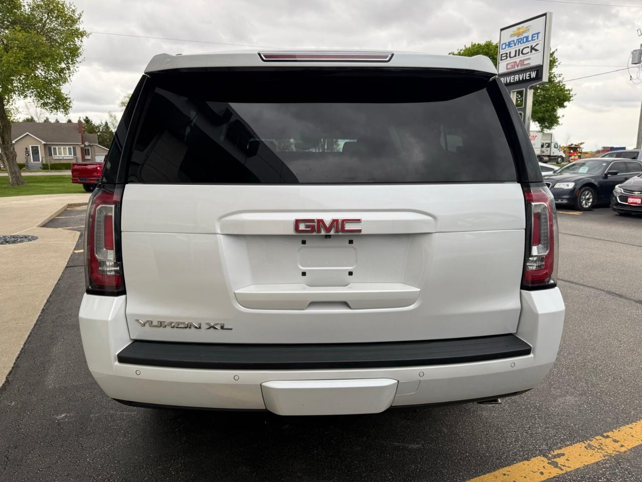 2019 GMC Yukon XL SLT 4X4 Photo