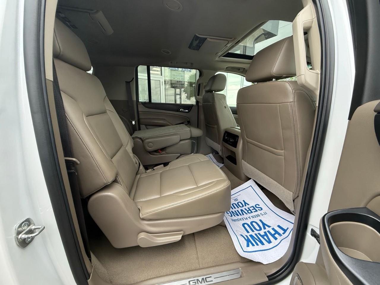 2019 GMC Yukon XL SLT 4X4 Photo