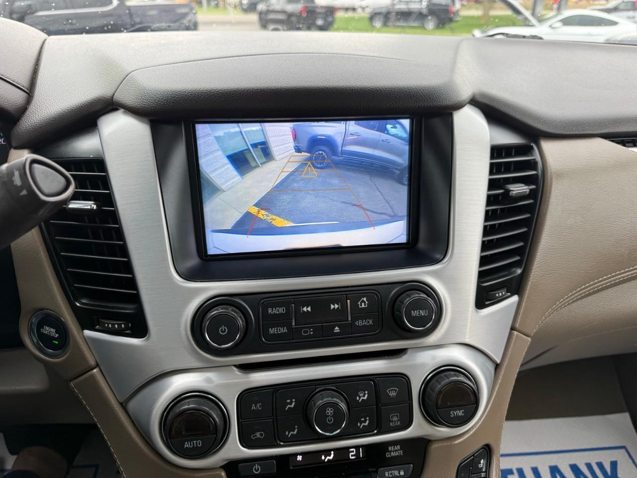2019 GMC Yukon XL SLT 4X4 Photo