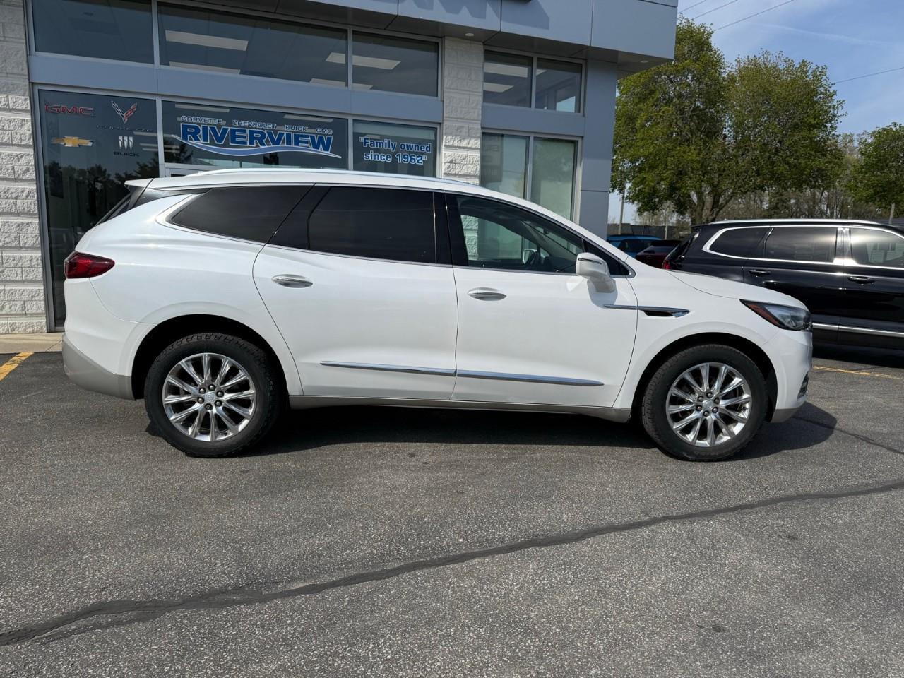 2018 Buick Enclave Premium All-wheel Drive Photo