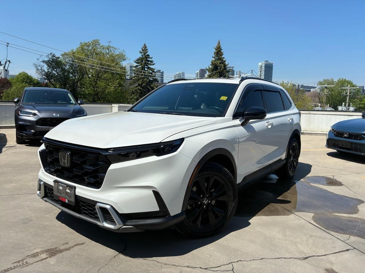 2024 Honda CR-V Hybrid Touring 4dr All-Wheel Drive Photo