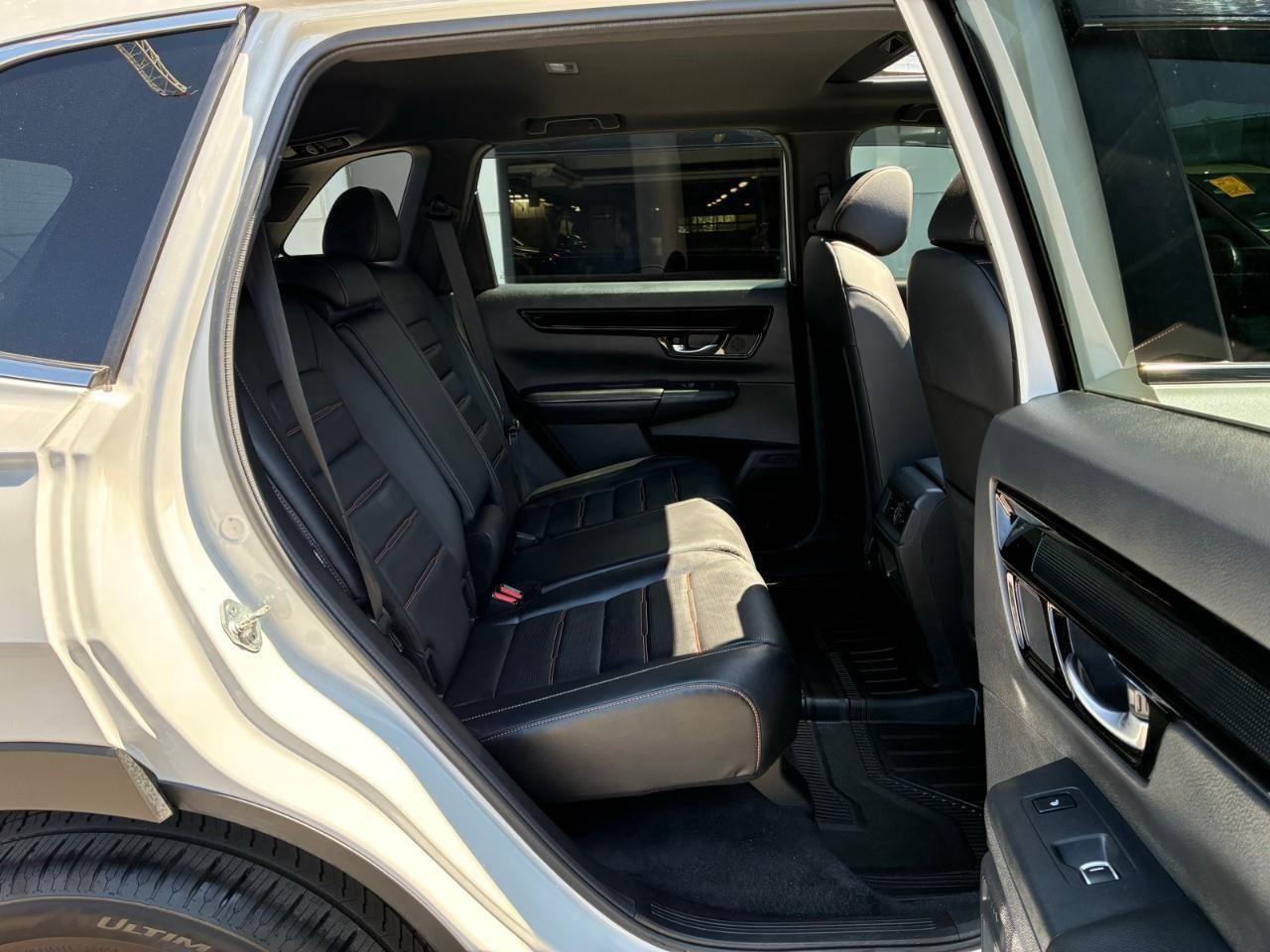 2024 Honda CR-V Hybrid Touring 4dr All-Wheel Drive Photo