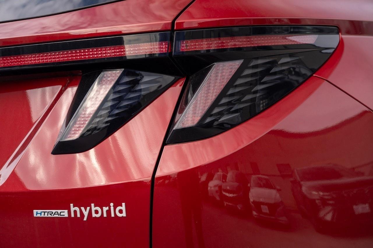 2026 Hyundai Tucson Hybrid N-Line AWD Photo2