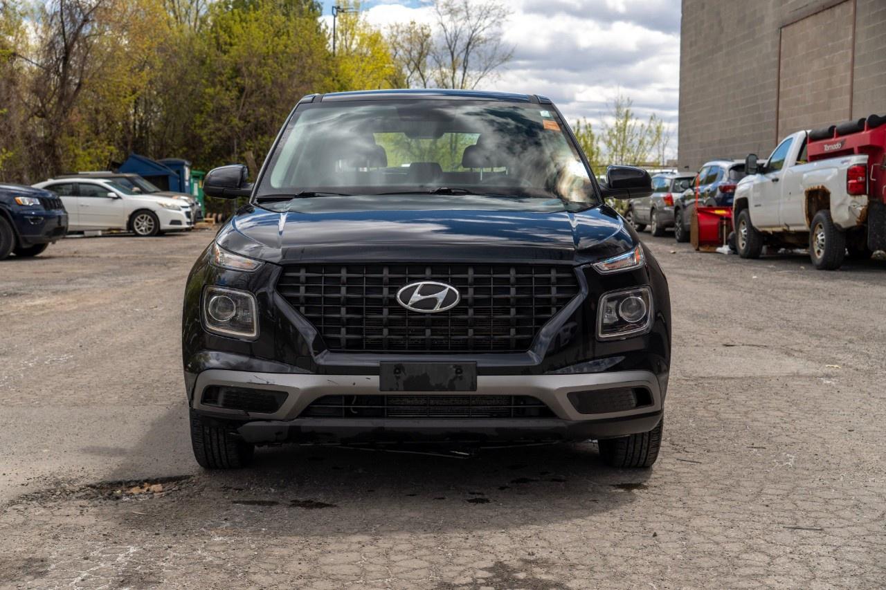 2020 Hyundai Venue Essential IVT Photo