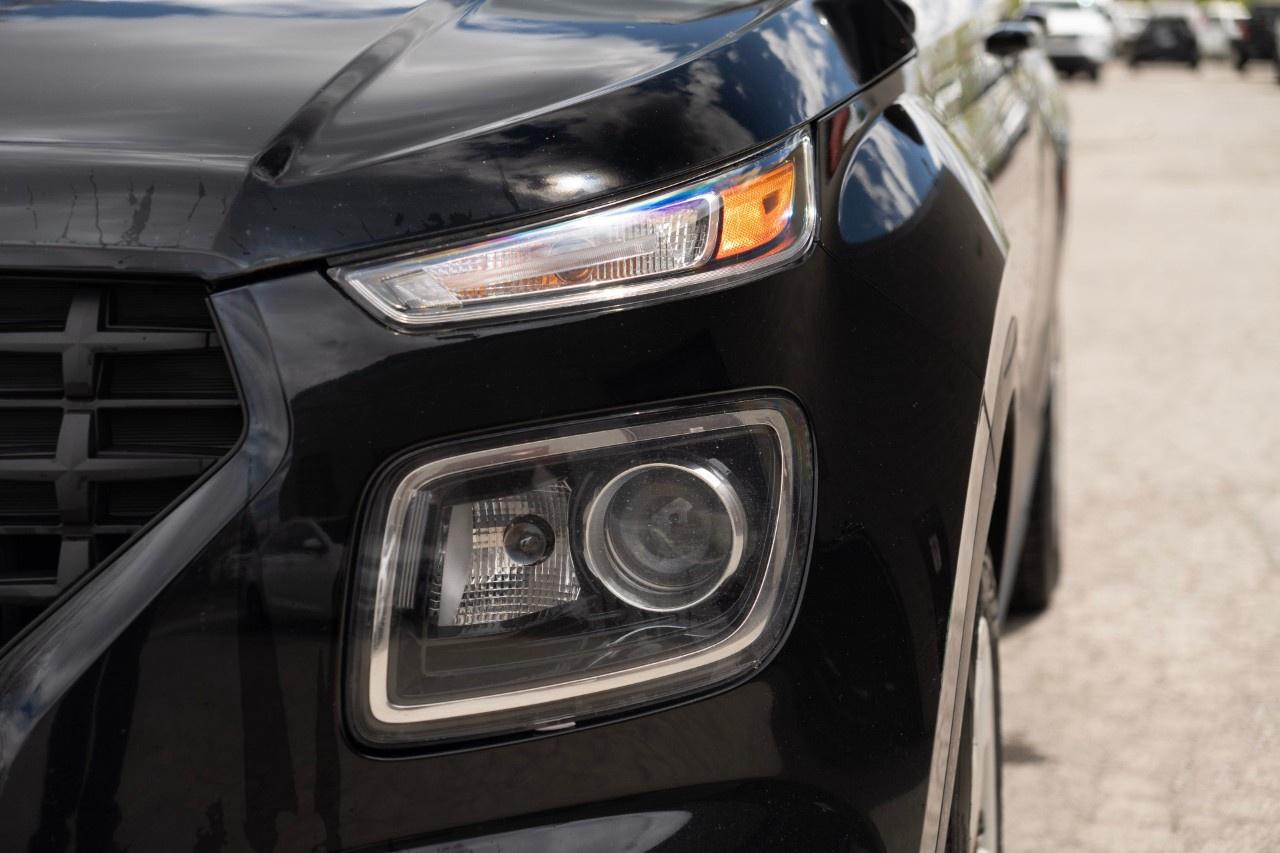 2020 Hyundai Venue Essential IVT Photo