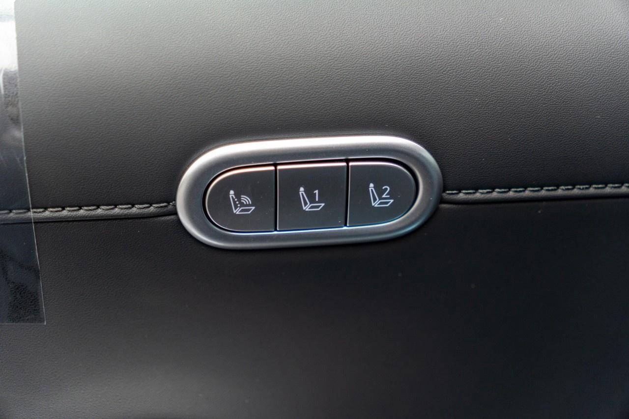 2026 Hyundai Palisade Hybrid Ultimate Calligraphy AWD Photo