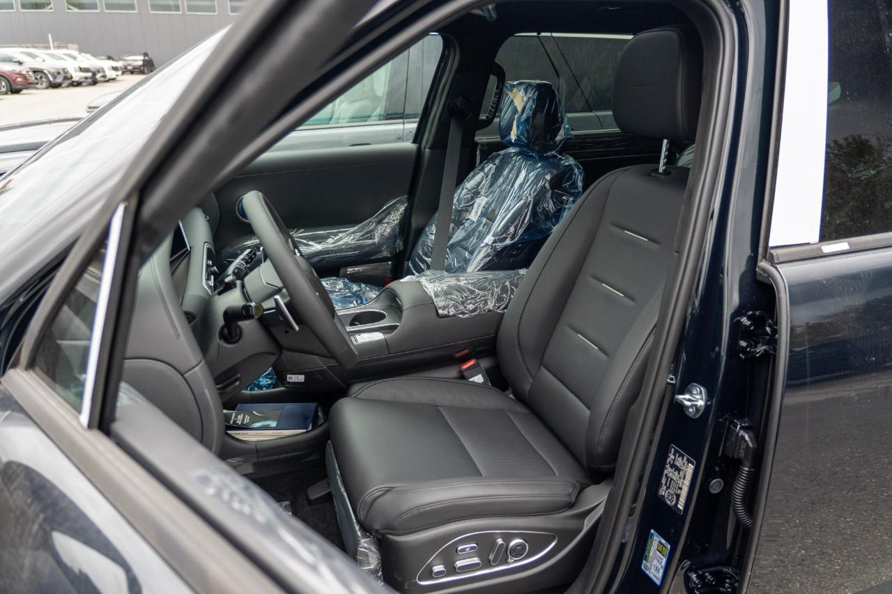 2026 Hyundai Palisade Hybrid Ultimate Calligraphy AWD Photo