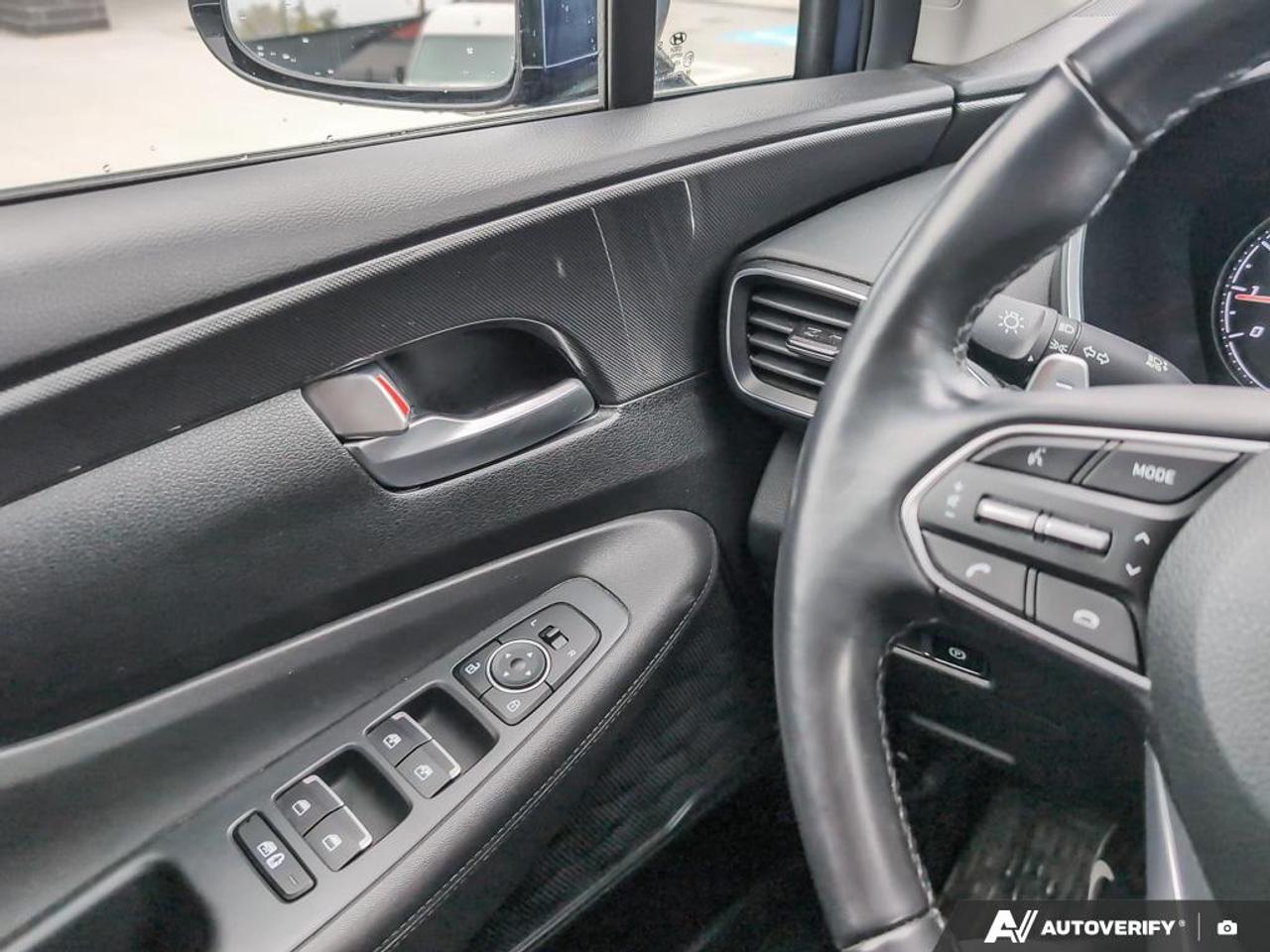 2023 Hyundai Santa Fe HEV Luxury 4dr All-Wheel Drive Photo