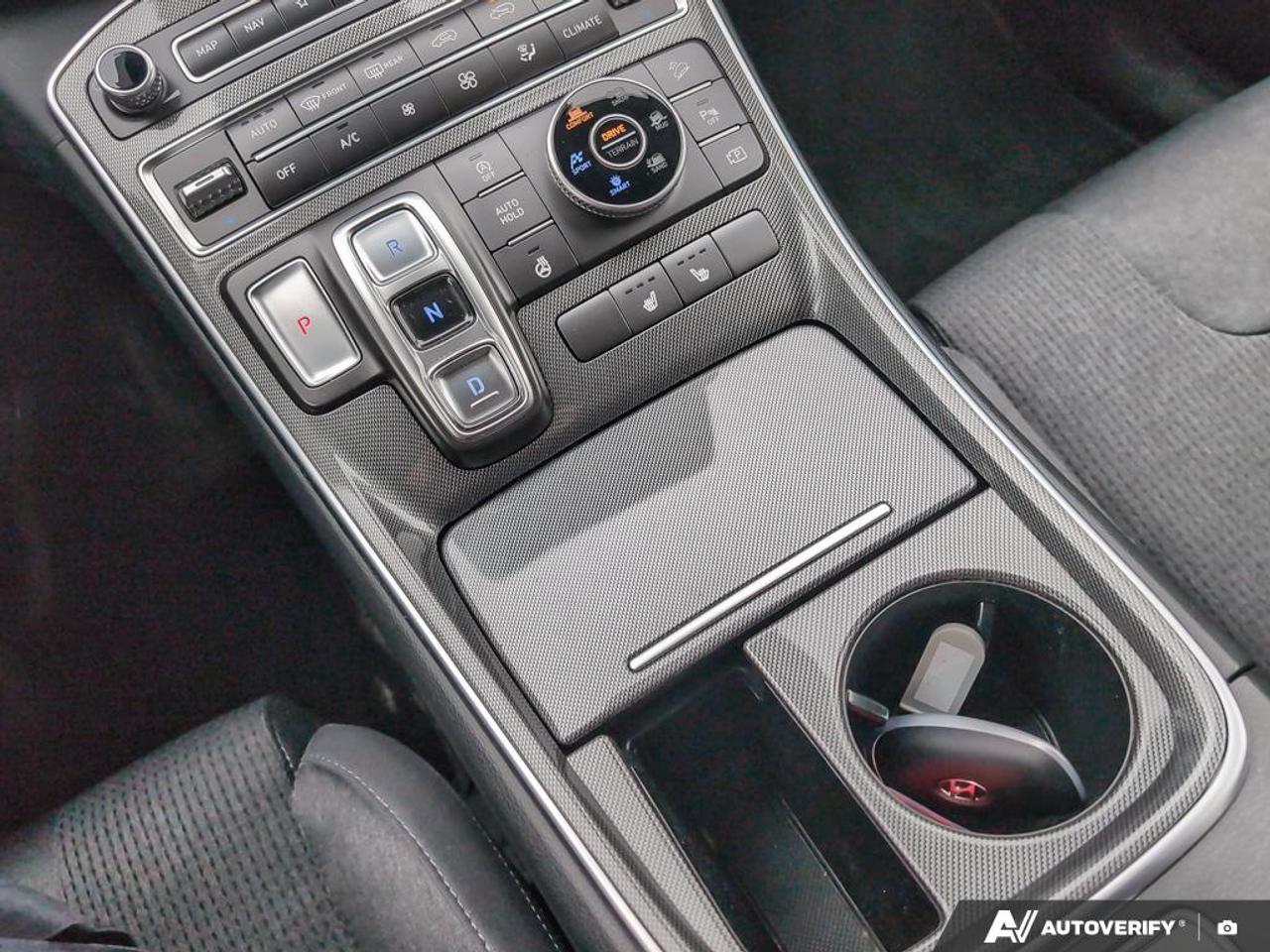 2023 Hyundai Santa Fe HEV Luxury 4dr All-Wheel Drive Photo