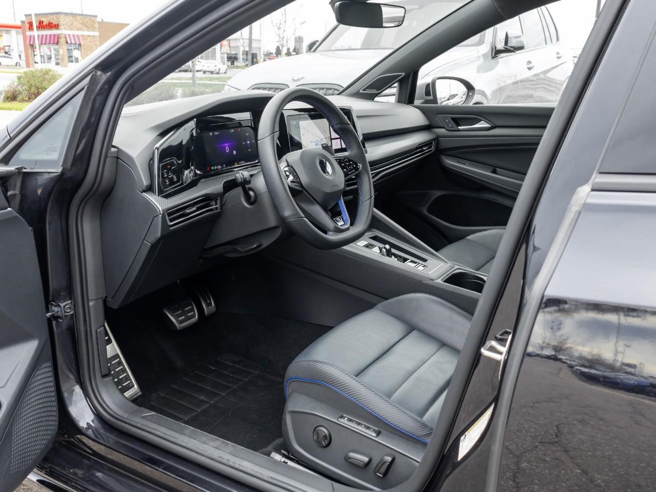 2022 Volkswagen Golf R Base (DSG) 4dr All-Wheel Drive 4MOTION Hatchback Photo