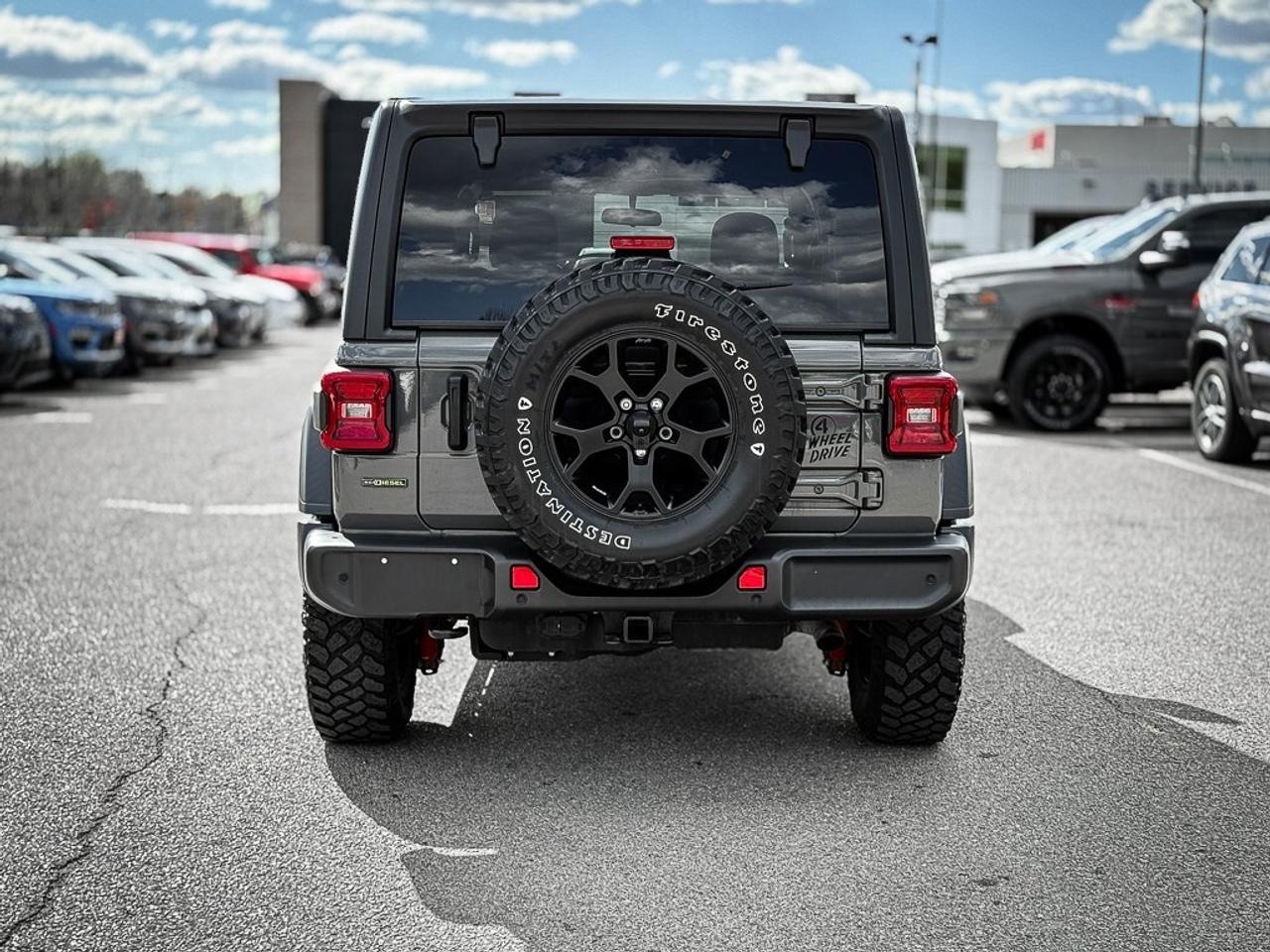 2021 Jeep WRANGLER UNLIMITED Sport   WILLYS   ECODIESEL   TOW GROUP   BLINDSPOT Photo