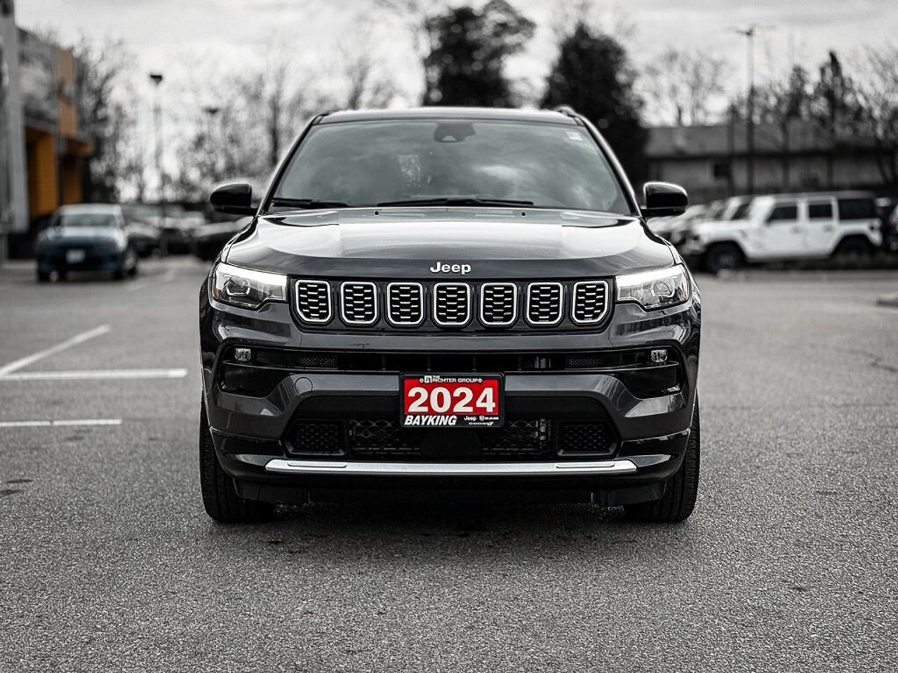 2024 Jeep Compass Limited   ELITE EXTERIOR GROUP   PANO ROOF   ALPIN Photo