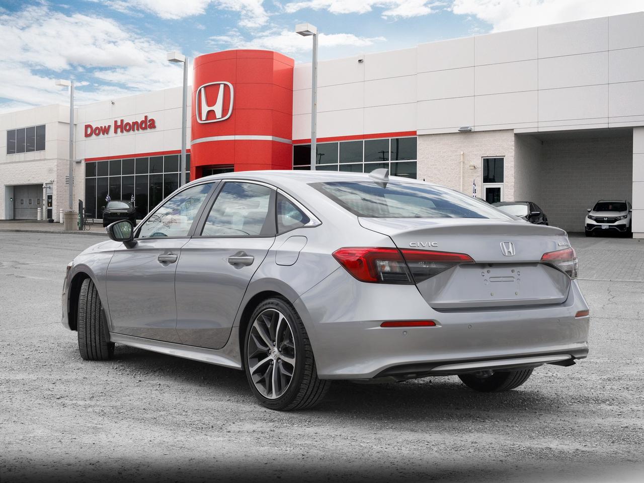 2022 Honda Civic Touring 4dr Sedan Photo