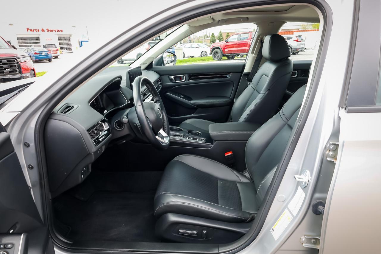 2022 Honda Civic Touring 4dr Sedan Photo