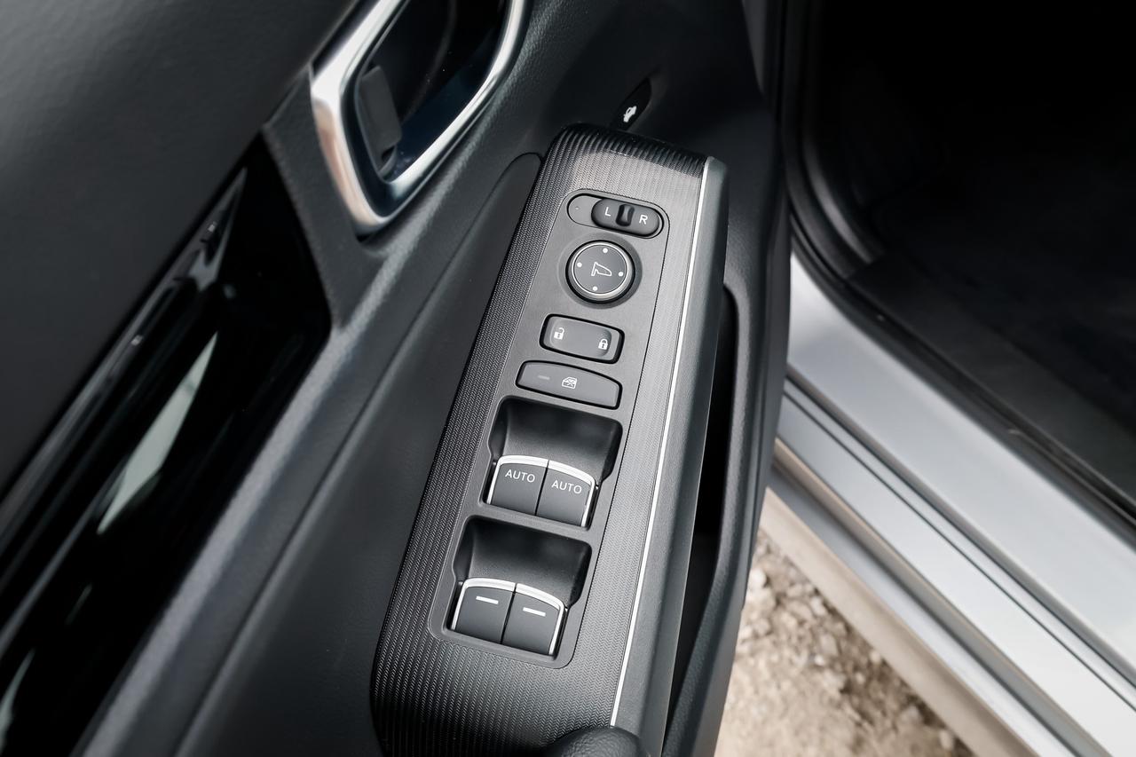 2022 Honda Civic Touring 4dr Sedan Photo
