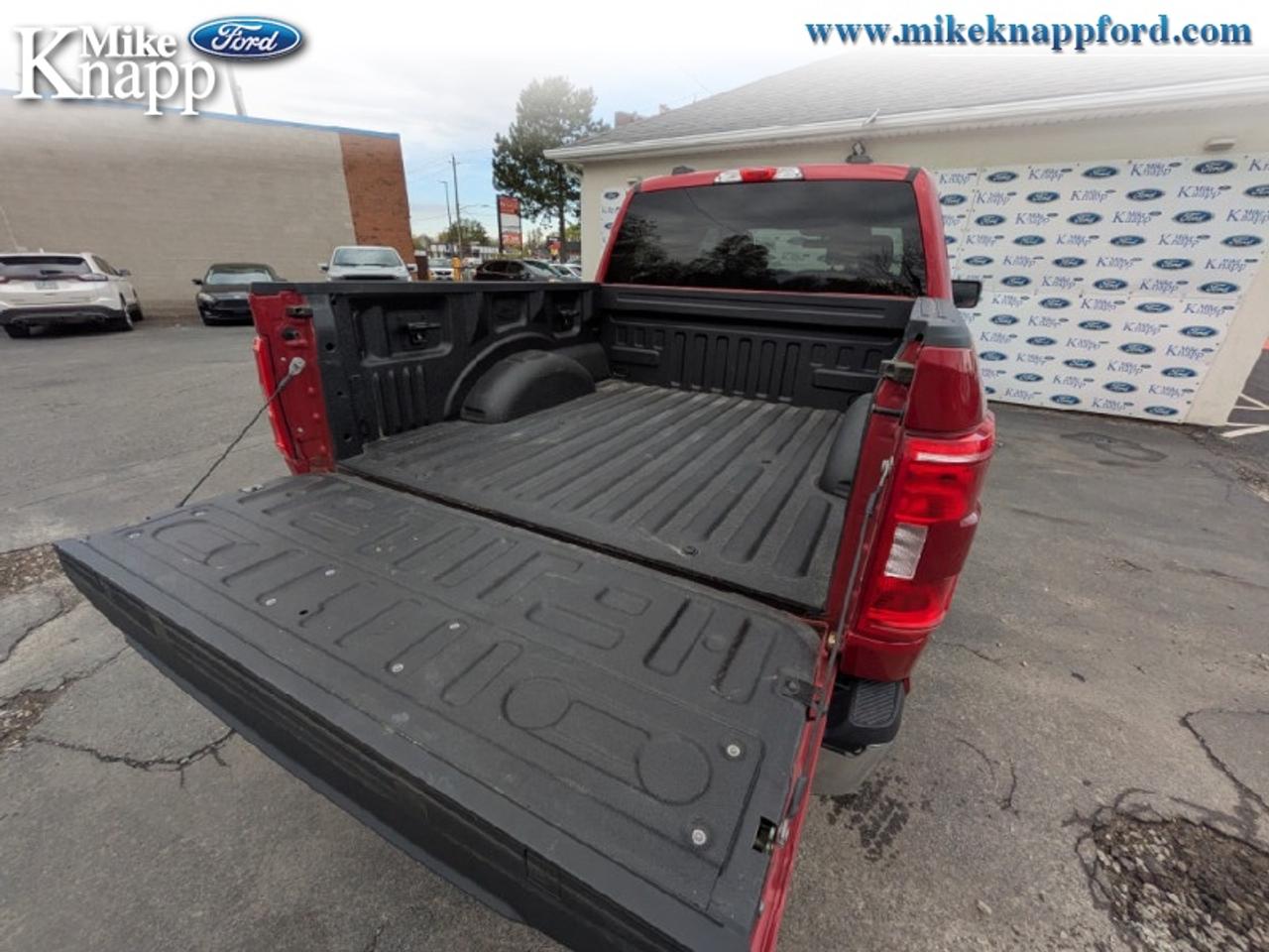 2022 Ford F-150 XLT Photo