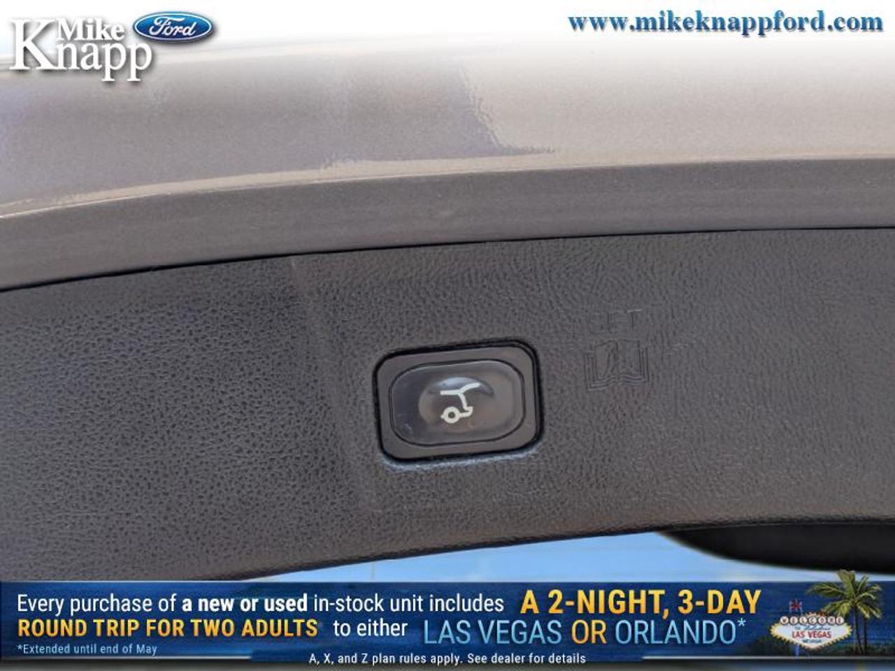 2022 Ford Edge SEL Photo