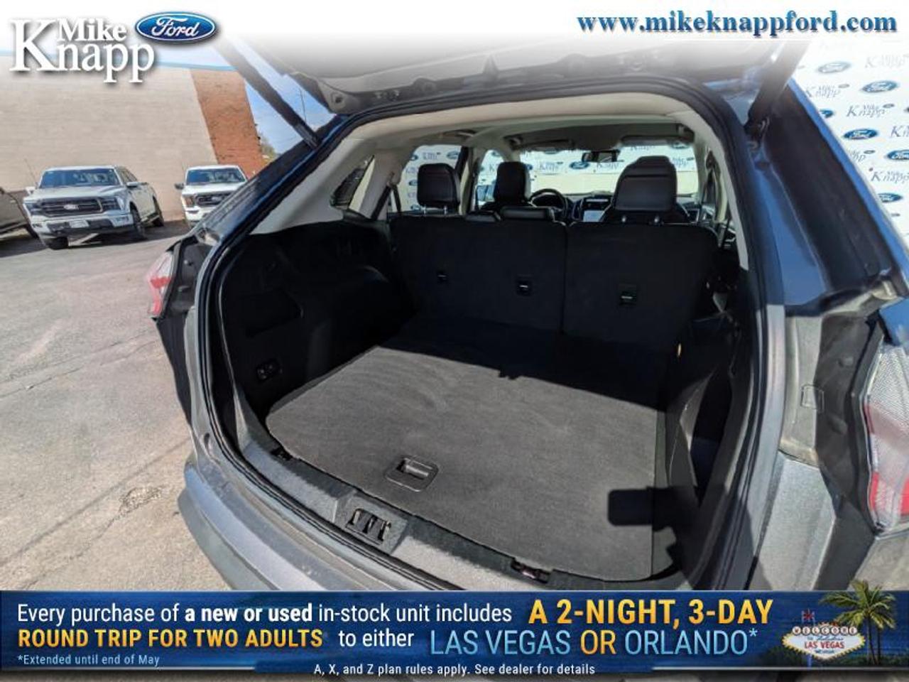 2022 Ford Edge SEL Photo