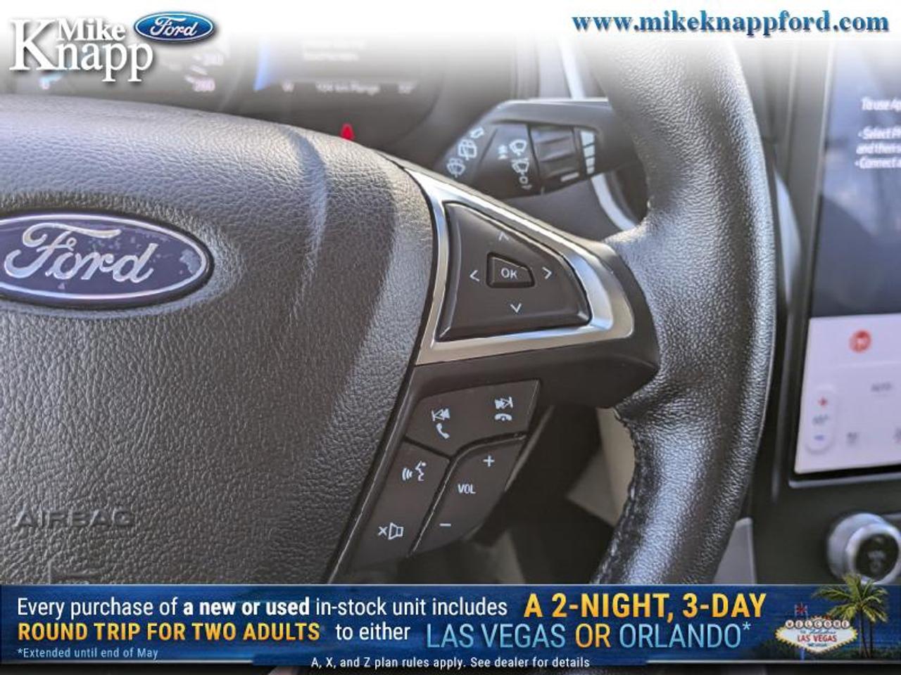 2022 Ford Edge SEL Photo