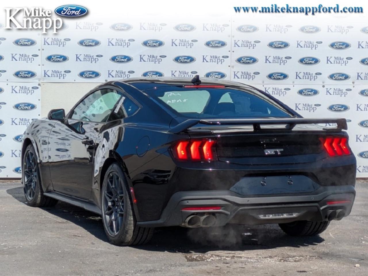 2026 Ford Mustang GT Photo2