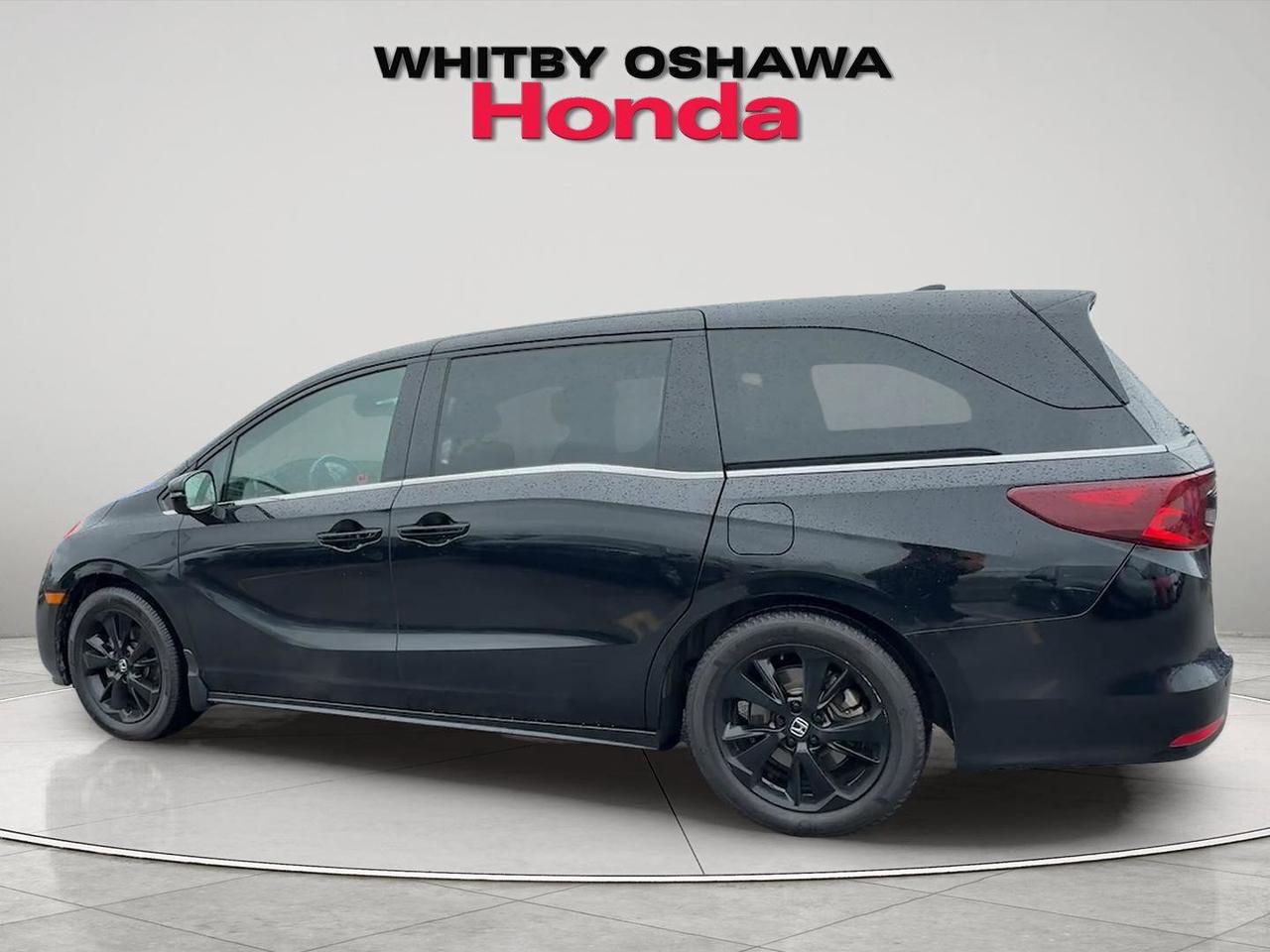 2023 Honda Odyssey Black Edition Auto Photo