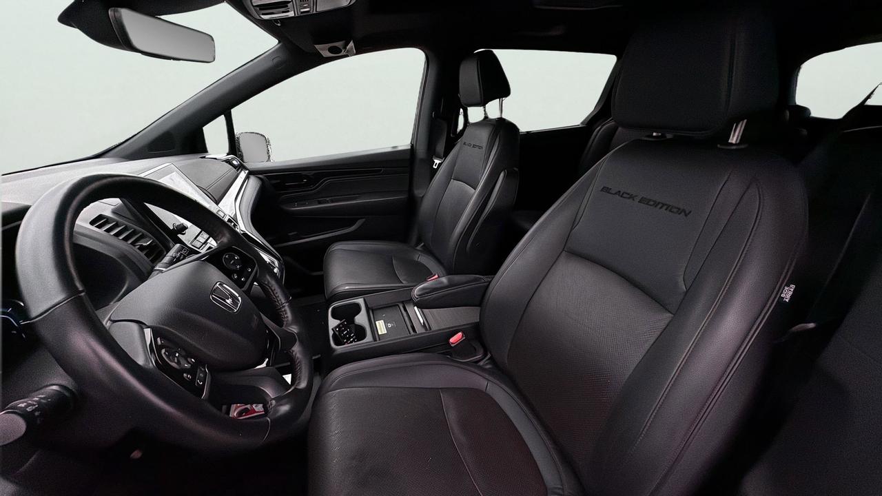 2023 Honda Odyssey Black Edition Auto Photo