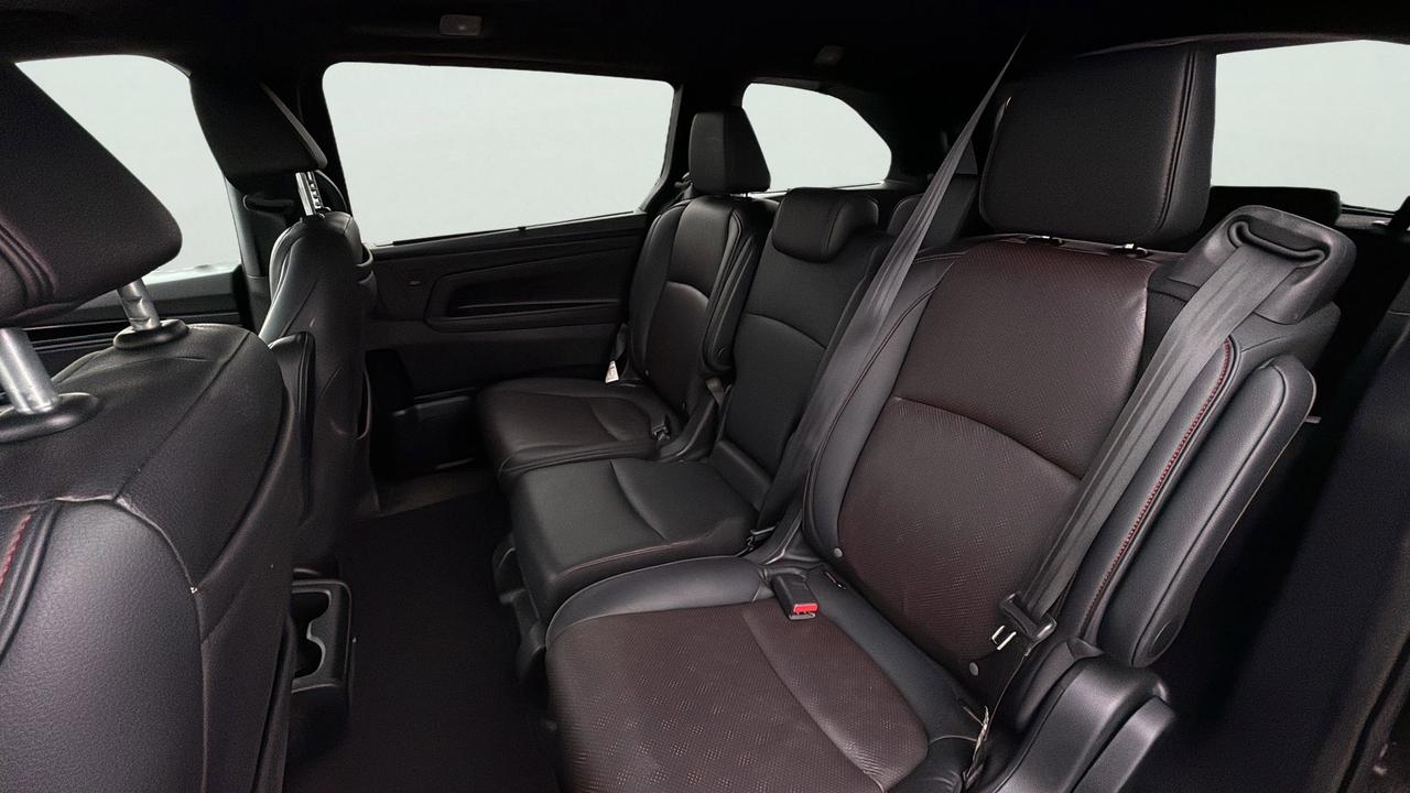 2023 Honda Odyssey Black Edition Auto Photo