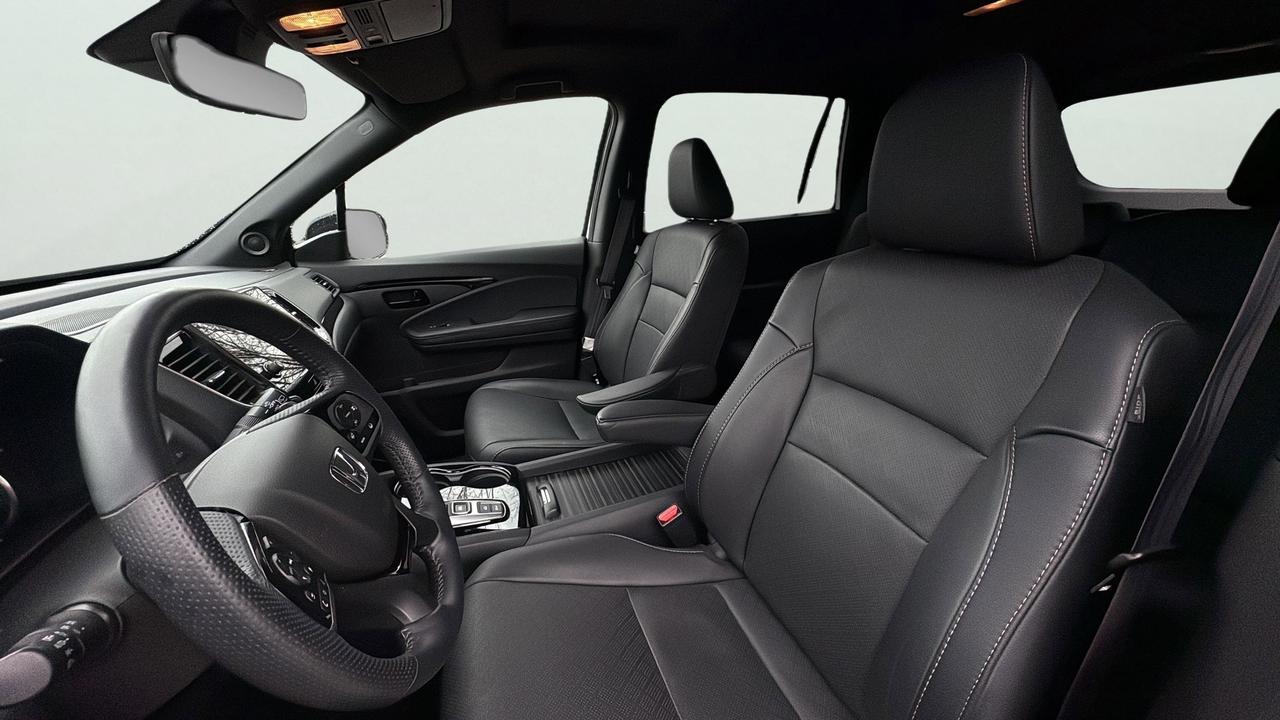 2022 Honda Passport Touring AWD Photo