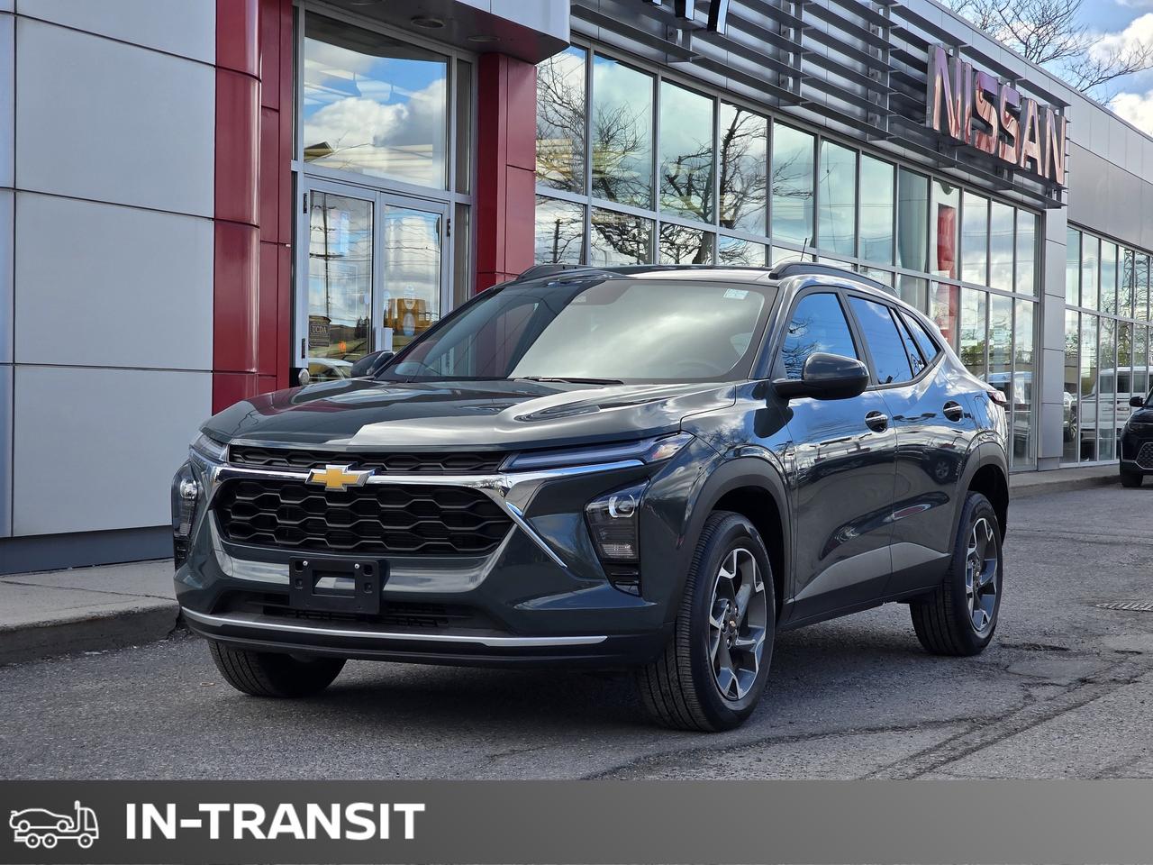 2025 Chevrolet Trax LT Photo0