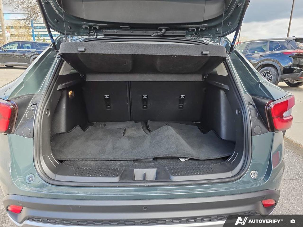 2025 Chevrolet Trax LT | Wireless Apple Car Play | Android Auto | Heated Seats | Photo