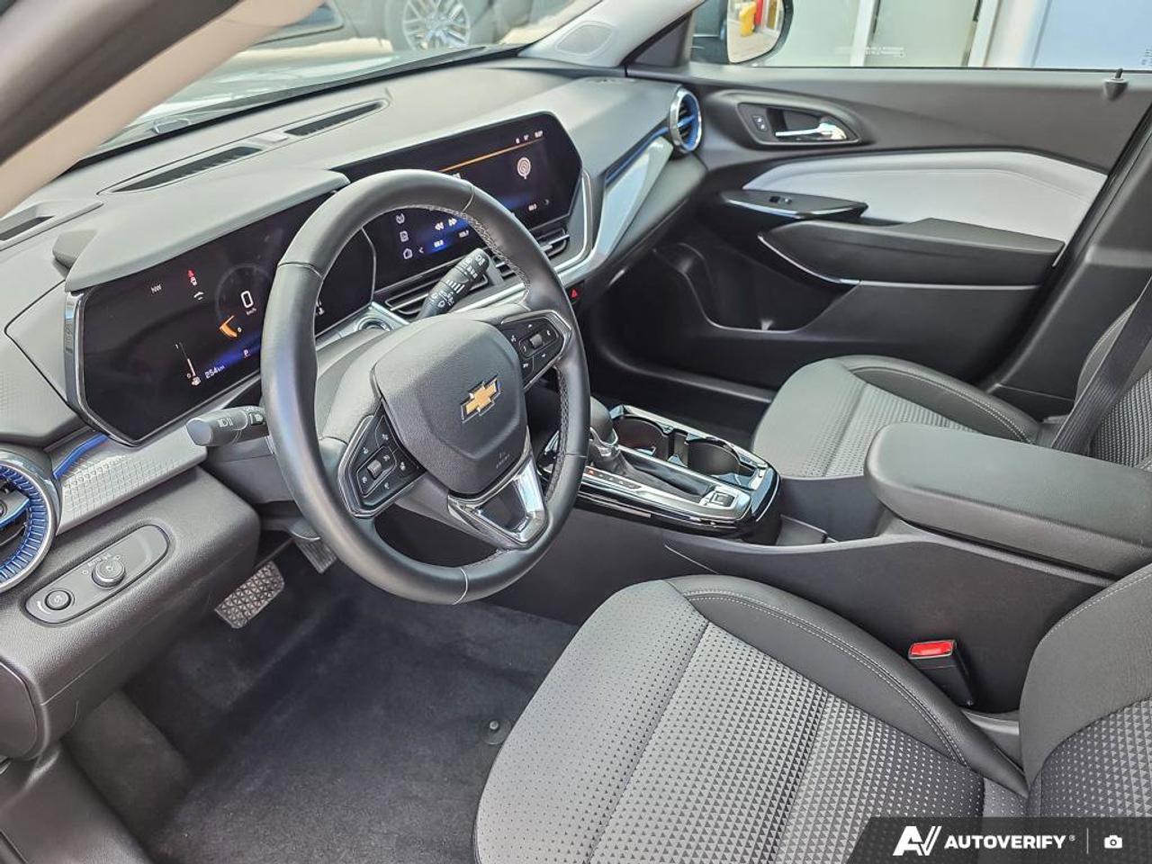2025 Chevrolet Trax LT | Wireless Apple Car Play | Android Auto | Heated Seats | Photo