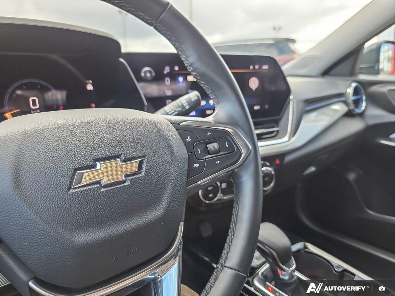 2025 Chevrolet Trax LT | Wireless Apple Car Play | Android Auto | Heated Seats | Photo