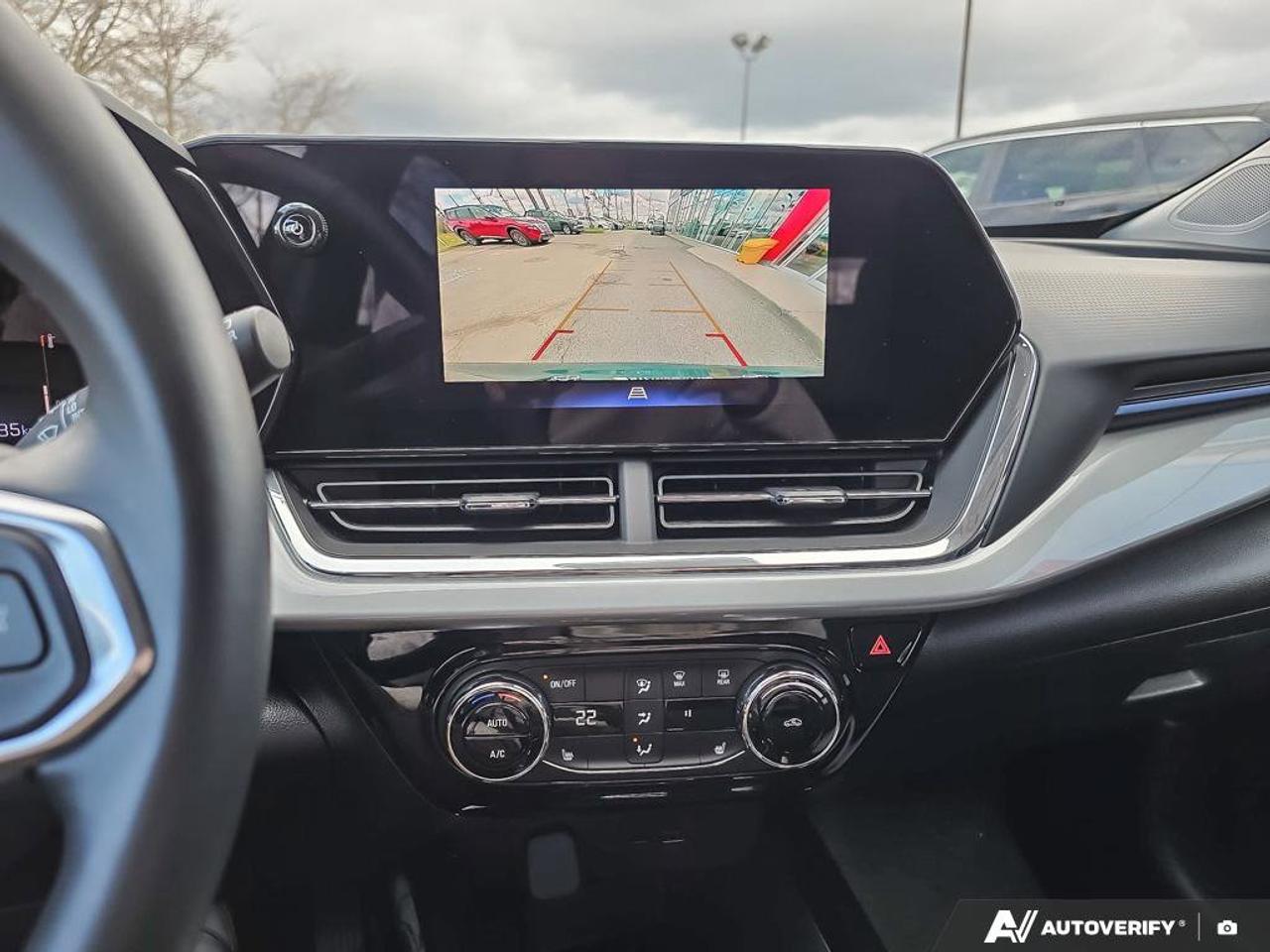 2025 Chevrolet Trax LT | Wireless Apple Car Play | Android Auto | Heated Seats | Photo