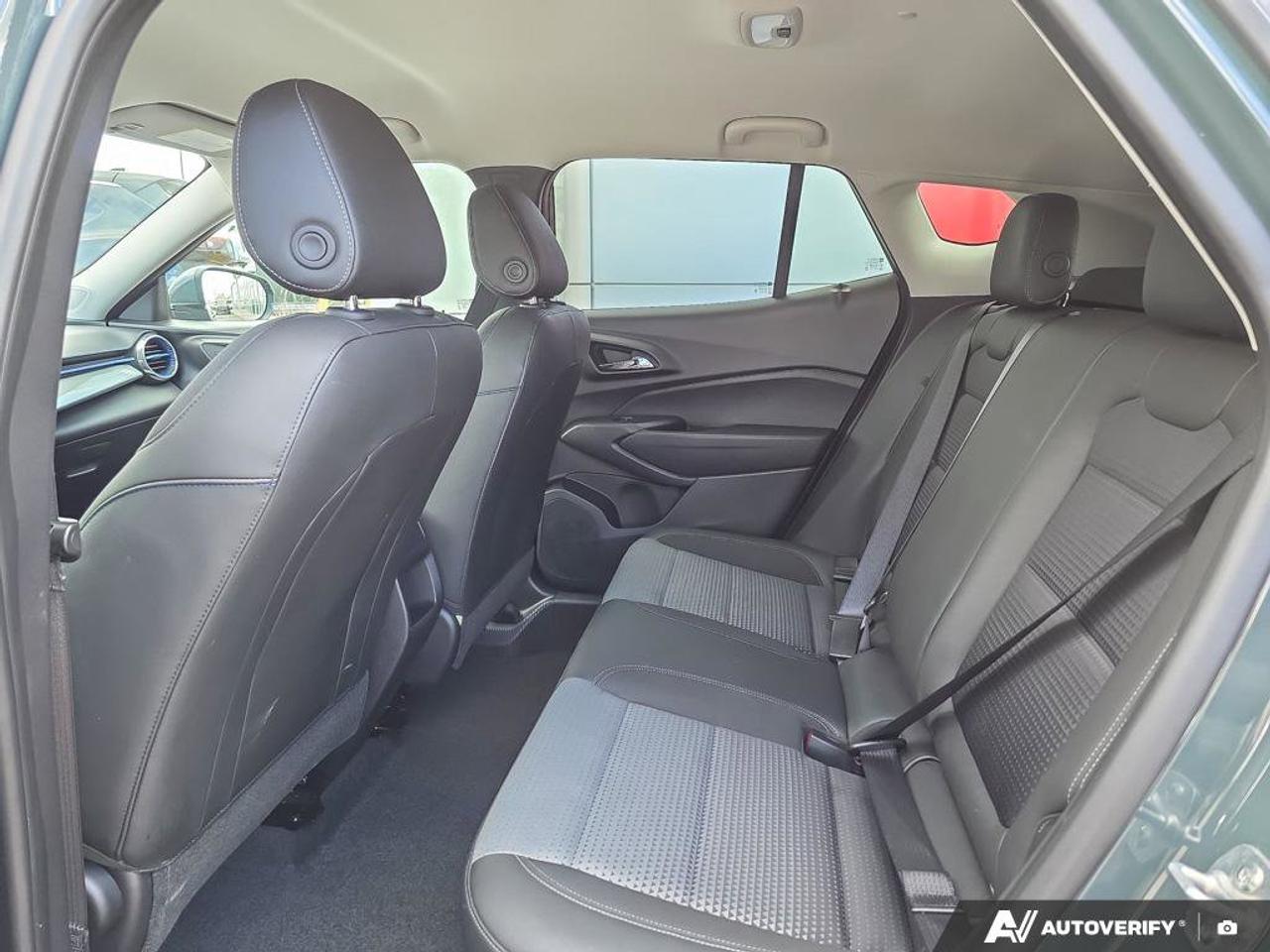 2025 Chevrolet Trax LT | Wireless Apple Car Play | Android Auto | Heated Seats | Photo