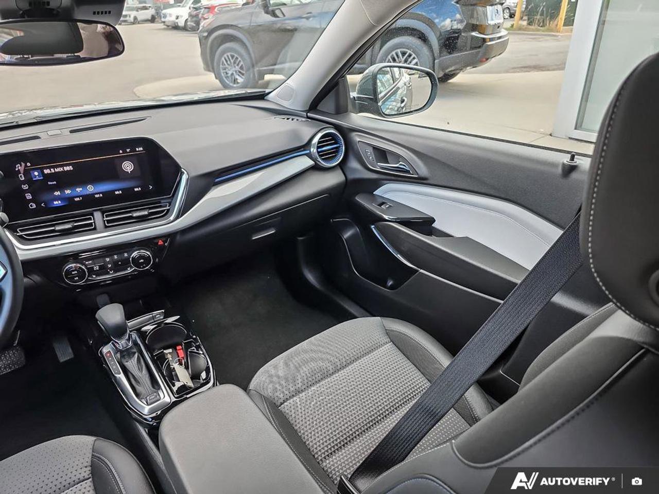 2025 Chevrolet Trax LT | Wireless Apple Car Play | Android Auto | Heated Seats | Photo