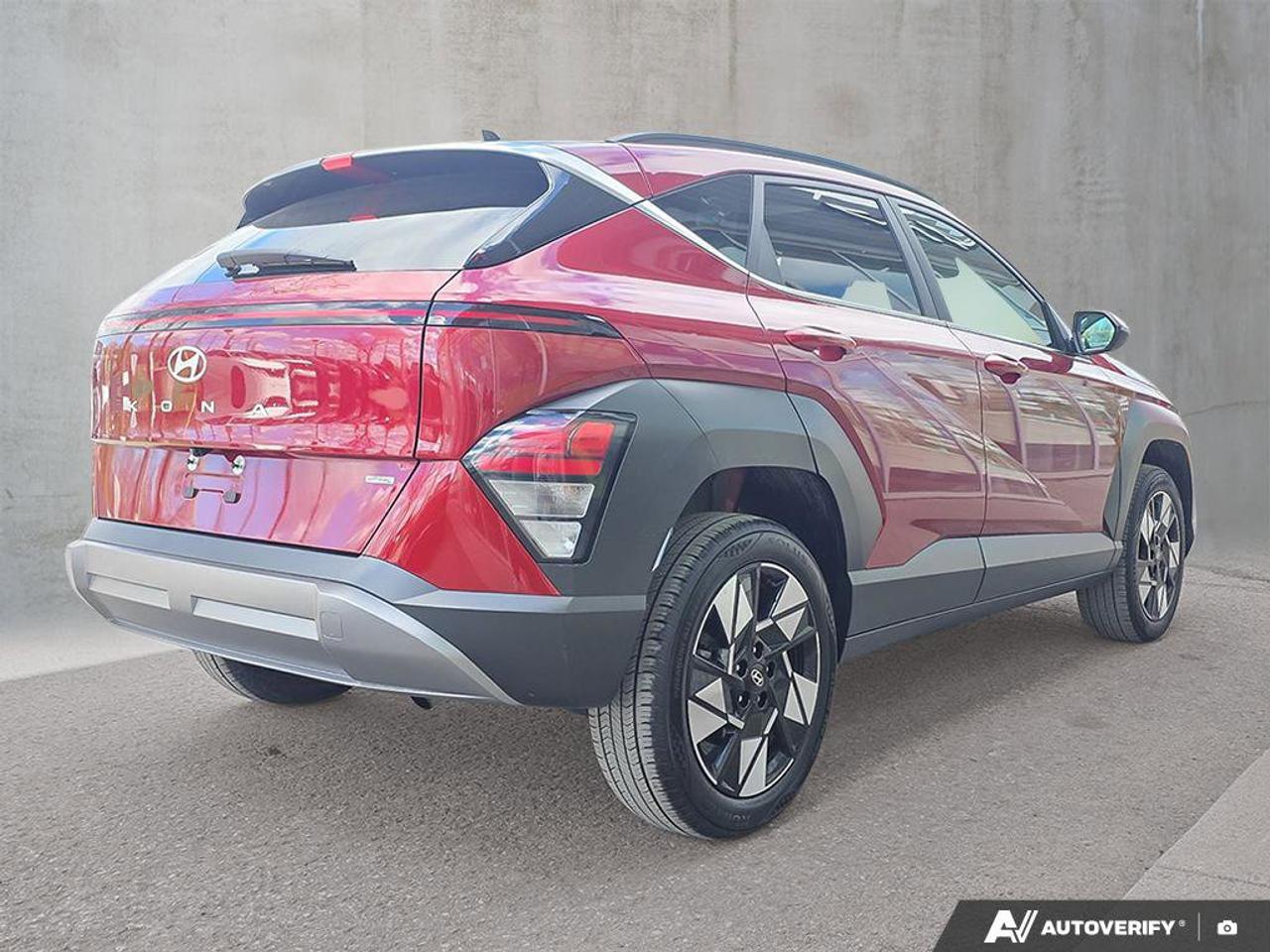 2025 Hyundai KONA Preferred | Wireless Apple Car Play | Android Auto | Heated Seats | Photo4