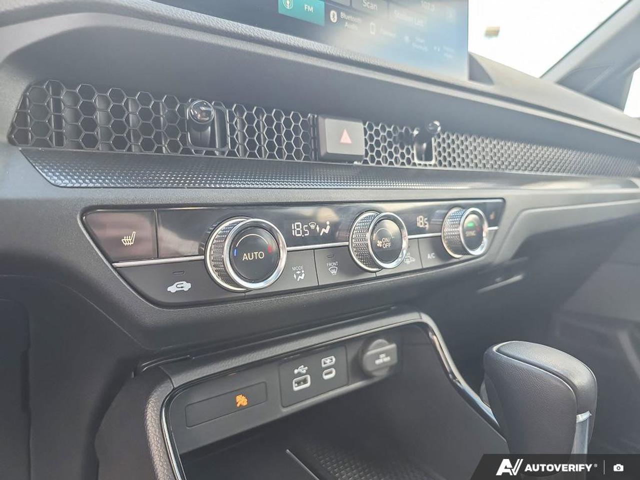 2025 Honda CR-V Hybrid EX-L AWD | Apple Car Play | Android Auto | Heated Seats | Photo