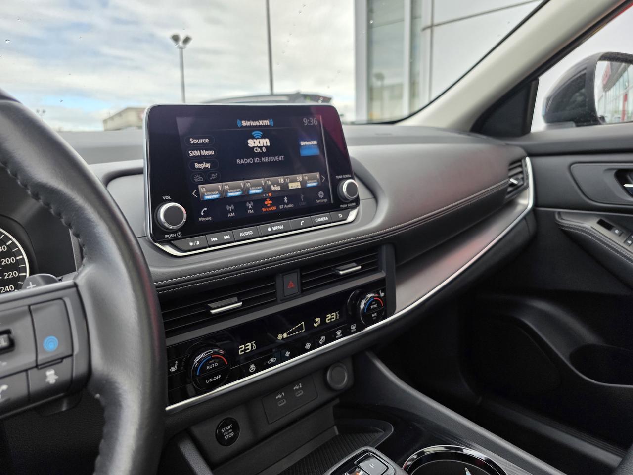 2024 Nissan Rogue SV Moonroof AWD | Apple Car Play | Android Auto | Photo