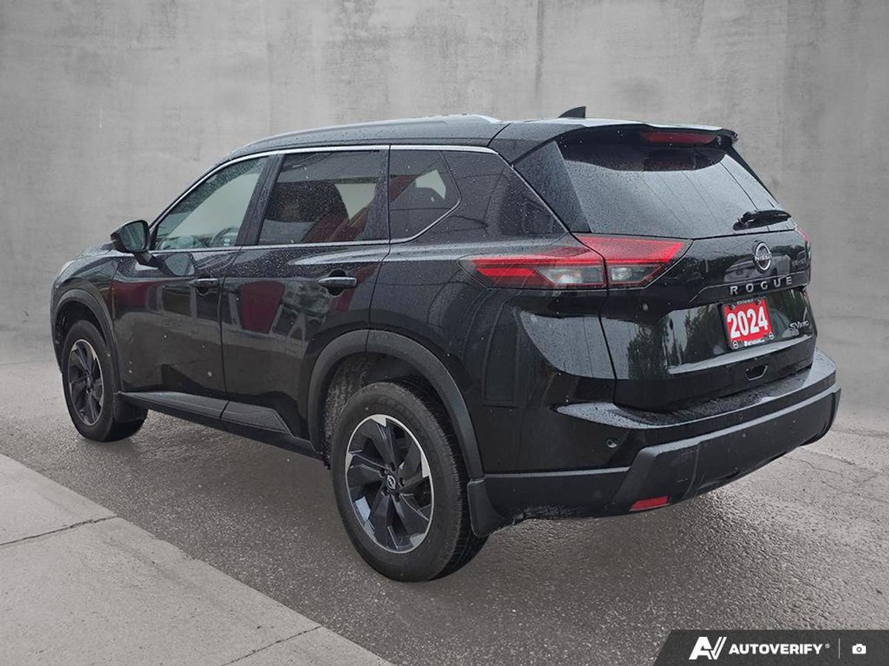 2024 Nissan Rogue SV Moonroof AWD | Apple Car Play | Android Auto | Photo