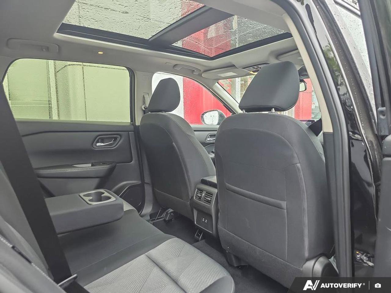 2024 Nissan Rogue SV Moonroof AWD | Apple Car Play | Android Auto | Photo
