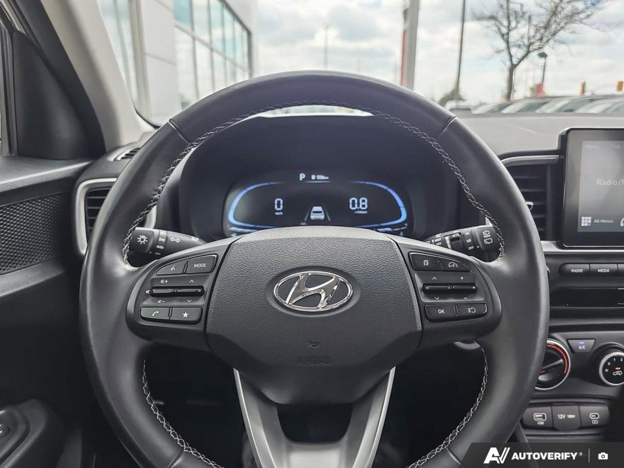 2025 Hyundai Venue Preferred | Android Auto | Apple Car Play | Heated Seats | Photo